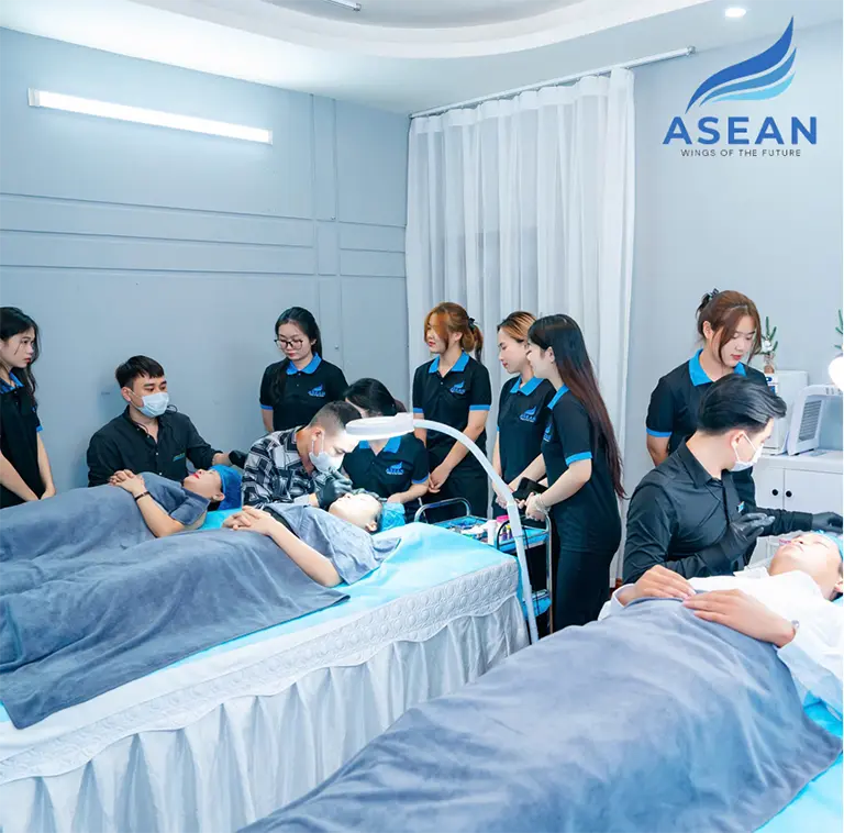 Khóa học Phun xăm thẩm Mỹ
